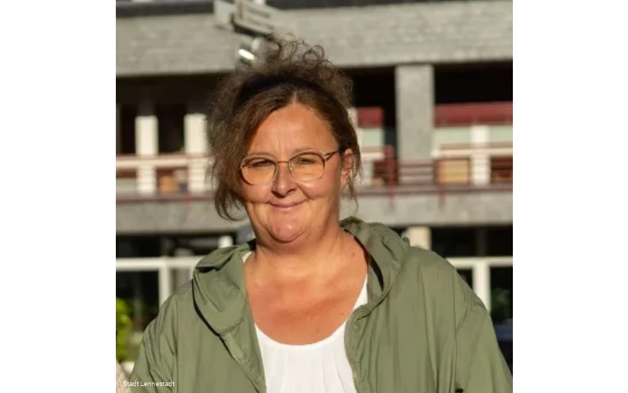 s.tesche-klenz@lennestadt.de